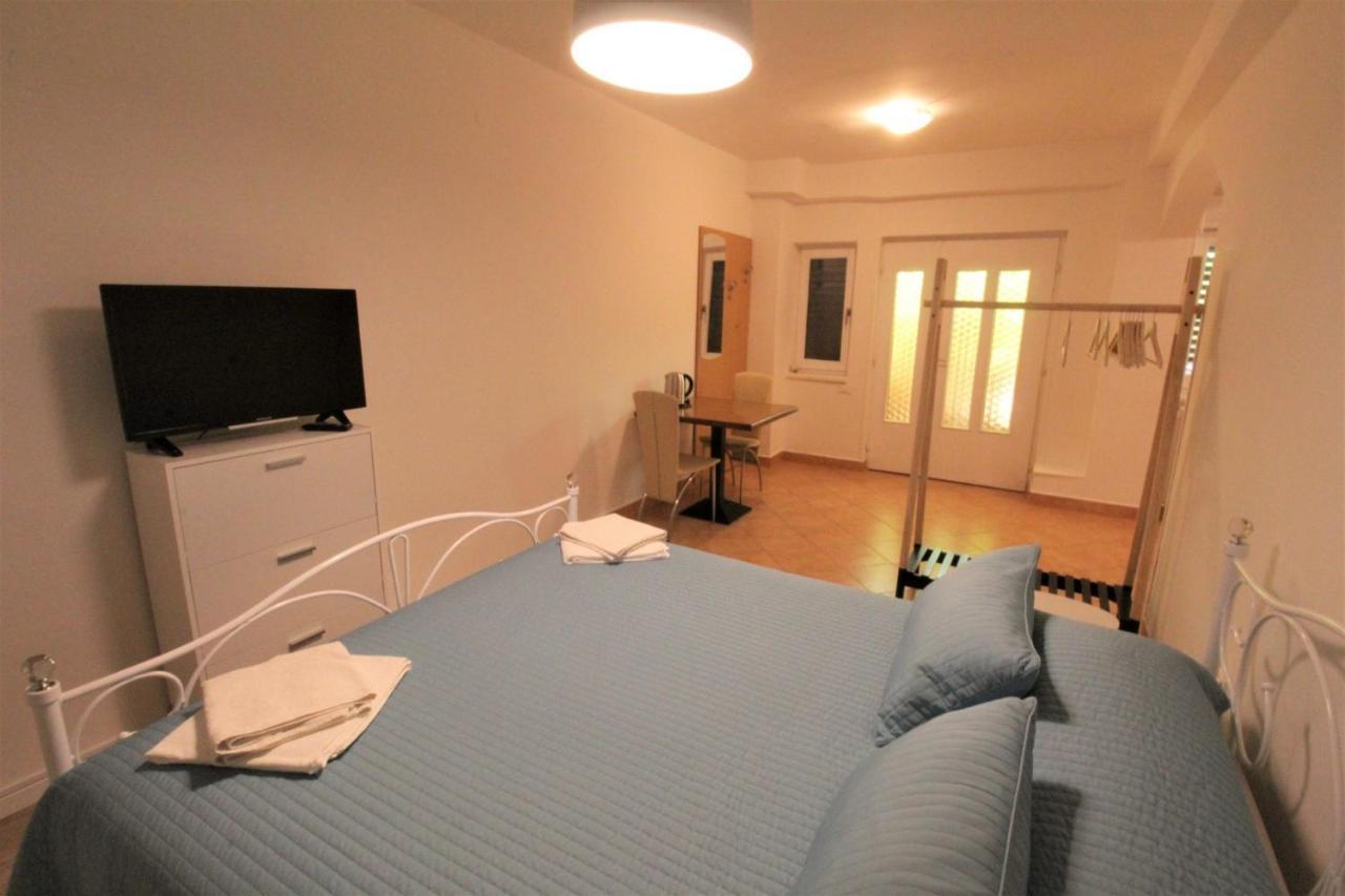Apartment Orietta Savudrija Esterno foto